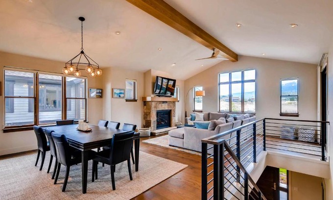 Fairmount On The River House | On the Corner at The Shores