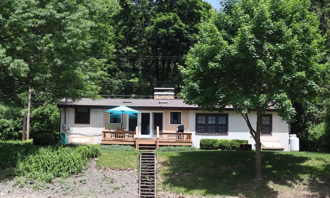 Huntingdon House | ON THE JUNIATA RIVER...FISH, SWIM, KAYAK