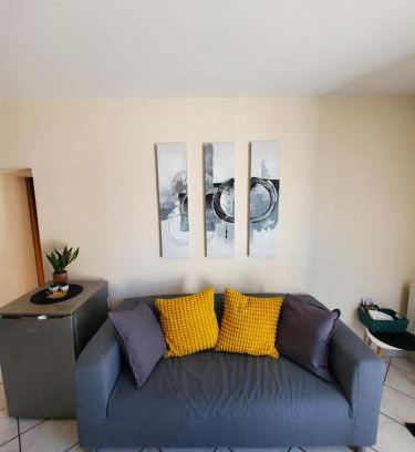 Bresilley Apartment | Oncle xa