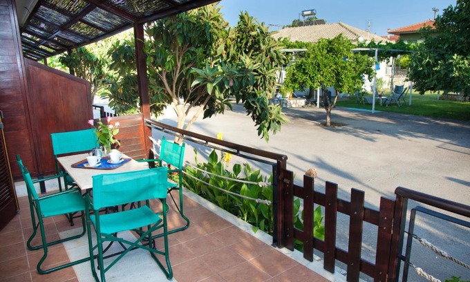 Agios Andreas Apartment | One bedroom appartement with enclosed garden and wifi at Agios Andreas