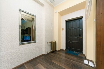 Besarabka Apartment | One bedroom. 6.2 Krutyi descent. Near Khreshchatyk in Kyiv