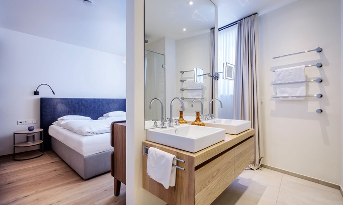 Zuers Apartment | One bedroom apartment right on the slopes