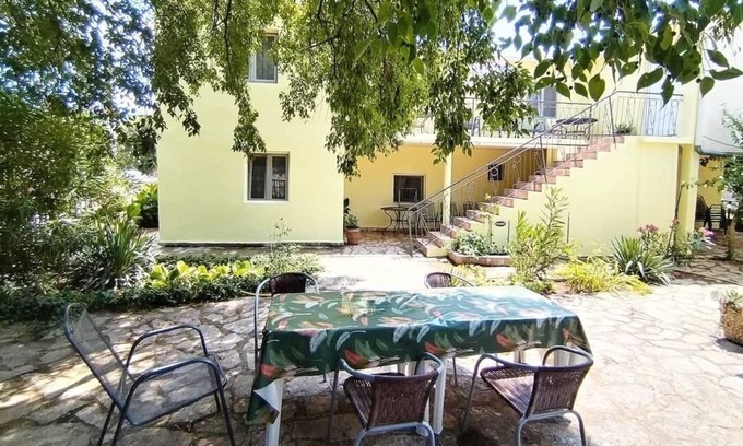 Gornji Karin Apartment | One bedroom apartment with balcony Gornji Karin, Novigrad (A-21514-a)