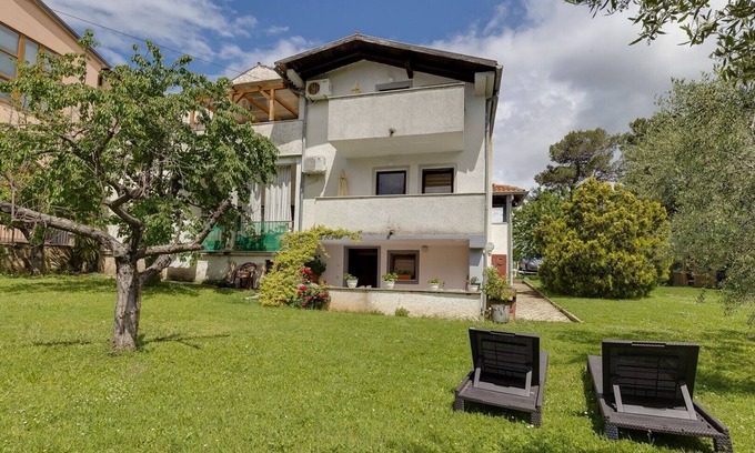 Brulo Apartment | One-Bedroom Apartment Dado IV with Balcony
