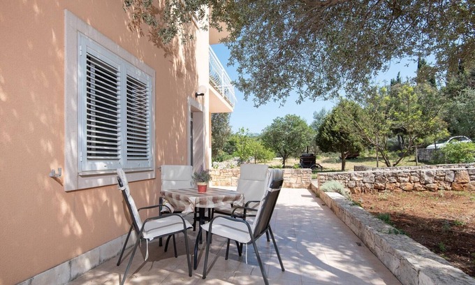 Loviste Apartment | One-bedroom Apartment Petra in Lovište - Pelješac