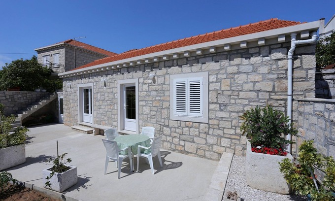 Lumbarda Apartment | One bedroom apartment with terrace Lumbarda, Korčula (A-9474-a)