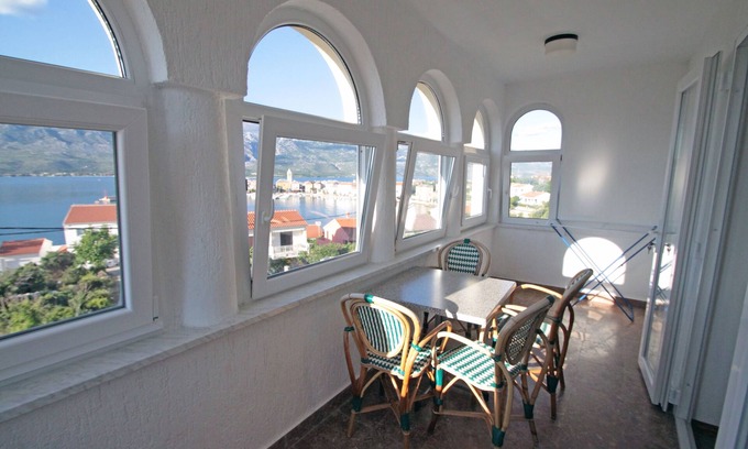 Vinjerac Apartment | One bedroom apartment with terrace and sea view Vinjerac, Zadar (A-5811-a)