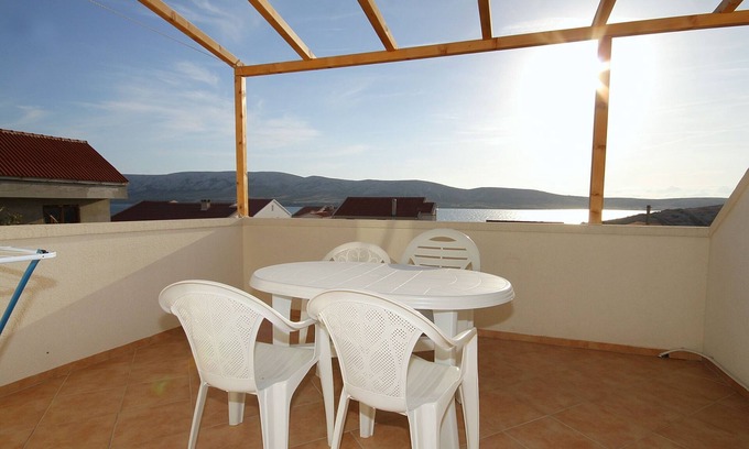 Kustici Apartment | One bedroom apartment with terrace and sea view Zubovići, Pag (A-9363-b)