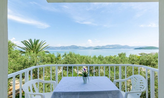 Drace Apartment | One bedroom apartment near beach Drače, Pelješac (A-4529-b)