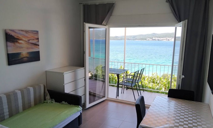 Kuciste Apartment | One bedroom apartment near beach Kučište - Perna, Pelješac (A-4544-a)