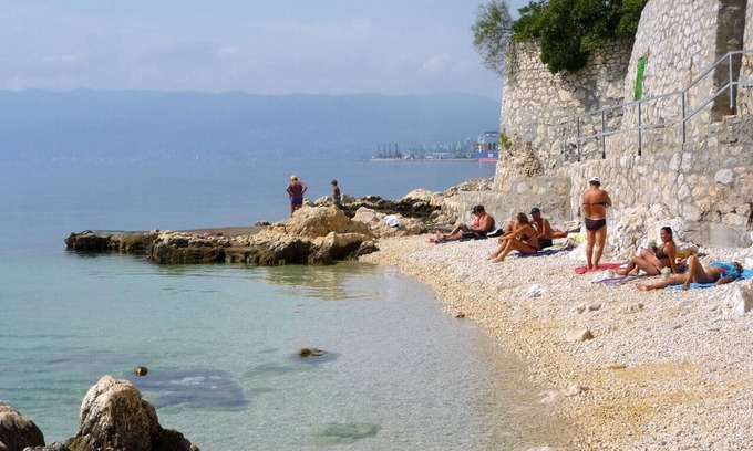 Sarsoni Apartment | One bedroom apartment with balcony Rijeka (A-15333-a)