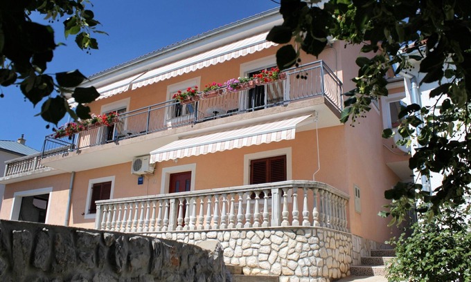 Senj Apartment | One bedroom apartment with balcony and sea view Senj (A-5569-b)
