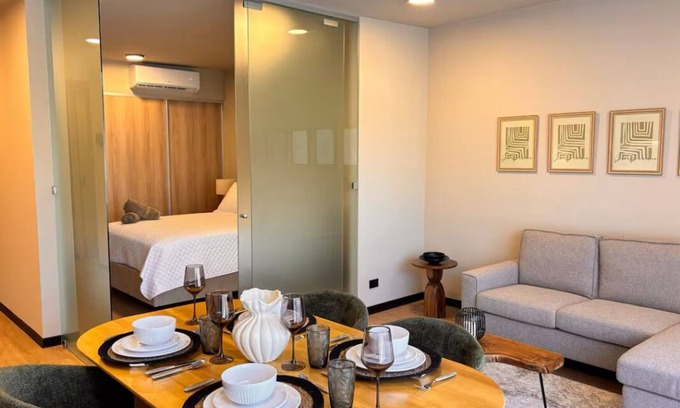 Santa Ana Apartment | One Bedroom Balcony