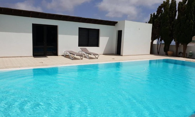 Nazaret House | One bedroom house with private pool enclosed garden and wifi at Nazaret