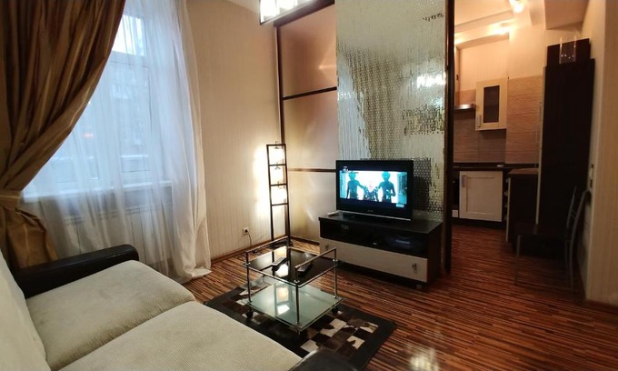 Besarabka Apartment | One bedroom, Lux, 17 Baseina str, Near Gulliver