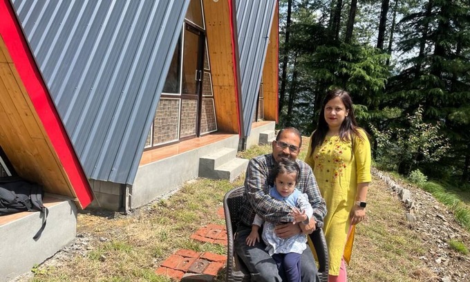 Banjar Cottage | one cabin cottages with green surroundings and Mountain View