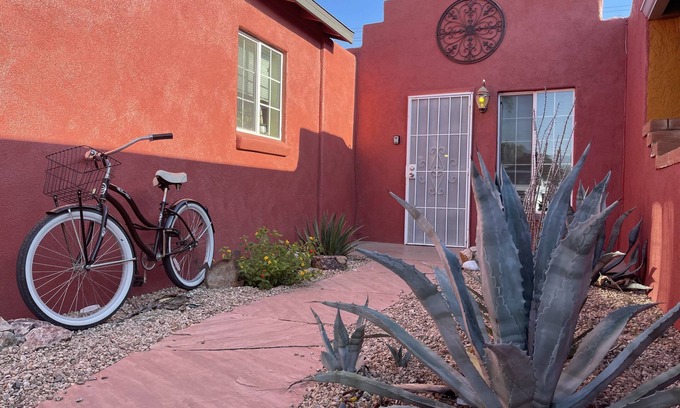 Peter Howell House | One Little Casita on 1st Street with Private Backyard - 3 miles to U of A