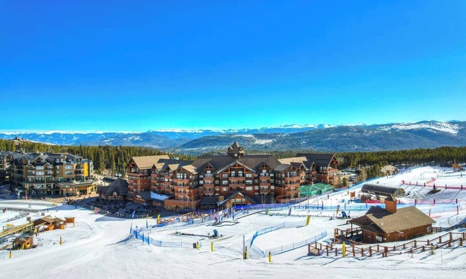 Breckenridge Apartment | One Ski Hill 2BR Penthouse B Slopeside Ski-In/Out w/Gondola Views