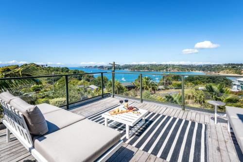 Oneroa House | Oneroa Views With Spa Pool