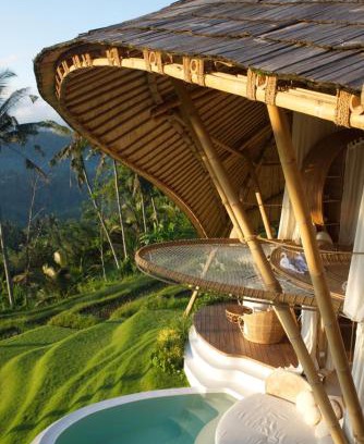 Selat Cabin | Oniria where dreams have no ending