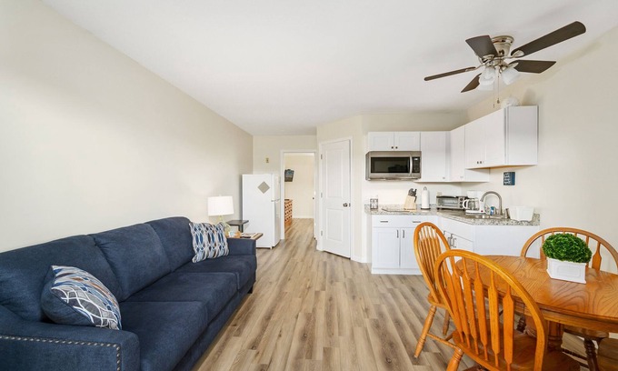 Chincoteague Condo | Only 5 min. from the Beach!