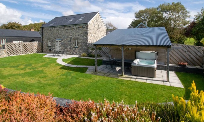 Bow Street House | Onnen in Bow Street