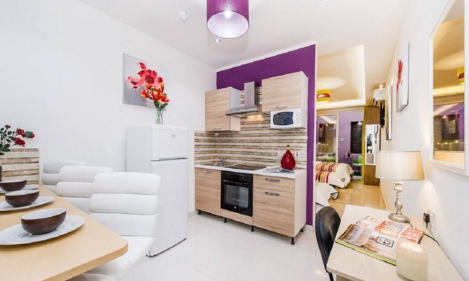 Tal-Ibrag Apartment | Orange 1: Studio Apartment in St. Julian's
