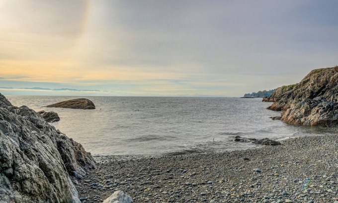Sooke House | Orca Point Beachfront Suite: Enjoy Your Private Beach Seconds Outside Your Door!