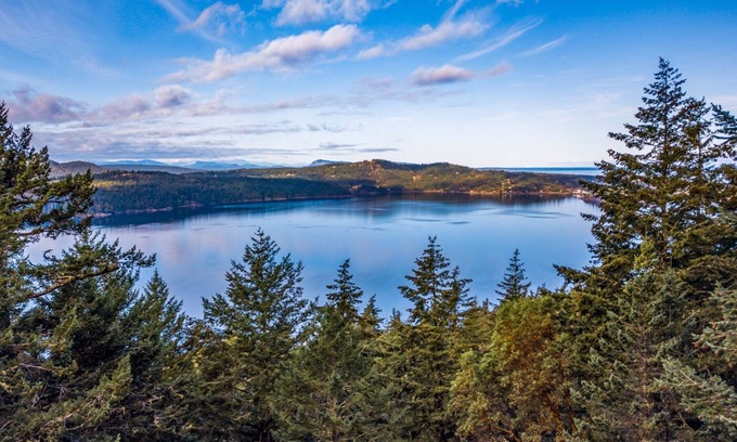 Rosario House | Orcas Island, Highland House #253