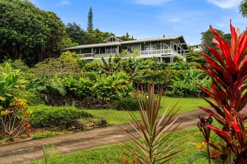 Holualoa House | Orchid Hale