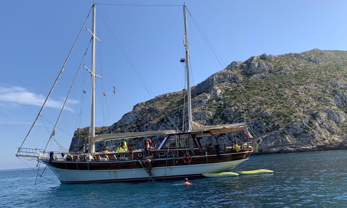 Denia Boat Rental | Oriental Beauty - unique experience - sleep in the Port of Denia