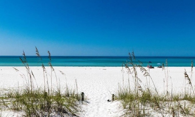 Panama City Beach Condo | Origin 0508 - One Bedroom - Pool and Gulf Views! 1 Condo