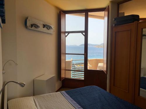 Teulada Apartment | orizzonte mare