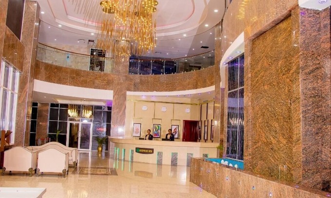 Port Harcourt Hotel | OSBORN LA PALM ROYAL RESORT PHC