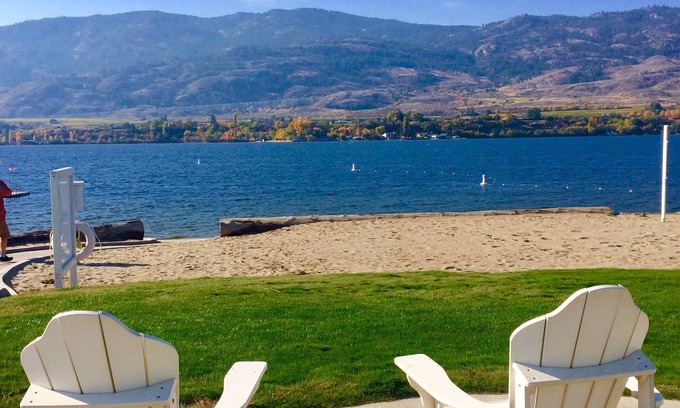 Okanagan-Similkameen House | Osoyoos Beachside Cottage *Almost lakefront!* #83
