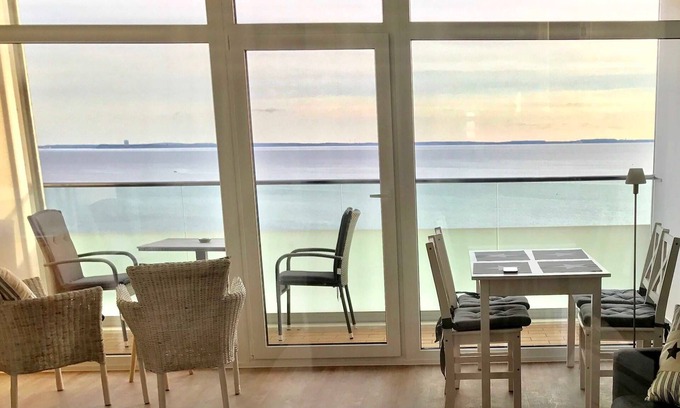 Pelzerhaken Apartment | Ostseeblick-Perle 1, 10th floor, panoramic view, pool - Ostseeblick-Perle, Prinz