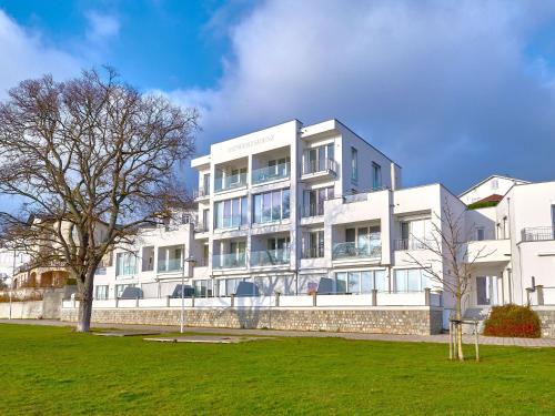 Sassnitz Villa | Ostseeresidenz Sassnitz - WG 16 mit Kamin, Sauna, Meerblick