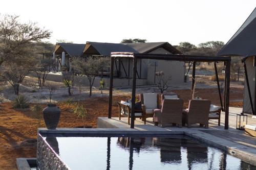 Otjiwarongo Hotel | Otjiwa Thorn Bush Tented Camp