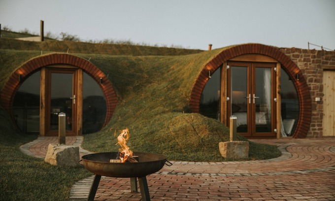 Rhayader Cottage | Otters View - Underground Hobbit Home Sleeping 6 guests, Pet Friendly