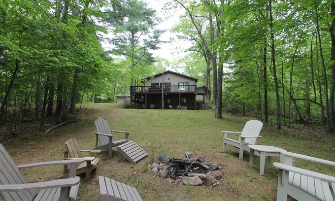 Hayward Cabin | Outdoor adventure getaway, on lake Nelson, Hayward WI