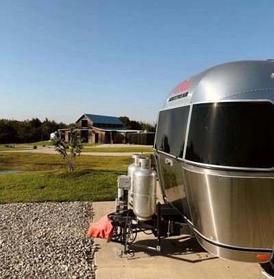 Ennis House | Outstanding Airstream Close to Stunning Hiking Trails in Bristol, Texas