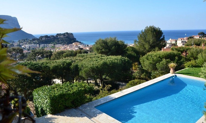 Cassis Villa | Outstanding rental property with pool for 8 persons i cassis france