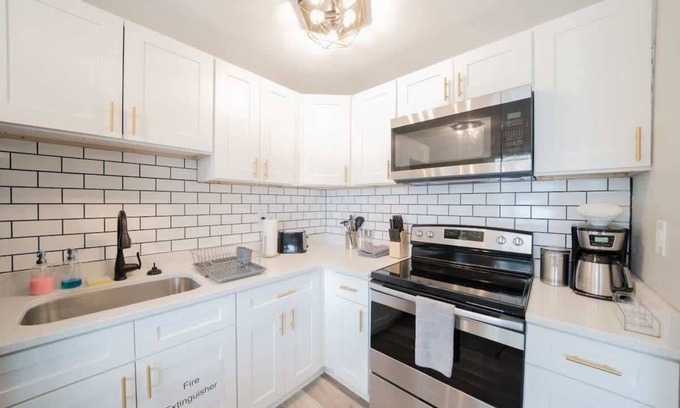 East Ocean View Apartment | OV Mosaic - Drift Suite