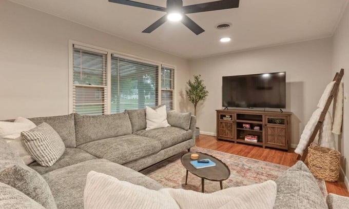 Owasso House | Owasso Getaway | 2BR Home w/Big Backyard