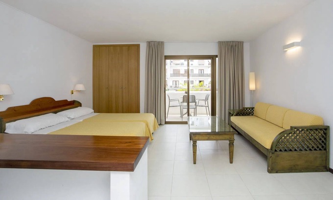 Santa Eulalia del Rio Apartment | [OWNER DIRECT: BNLLC-ST3] - Cozy Studio in Santa Eulalia 50m Beach and center