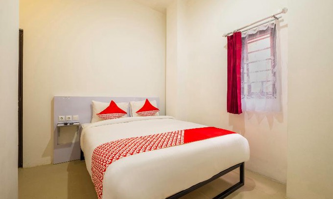 Bandung Hotel | Oyo 2759 Cibeureum Residence Ii