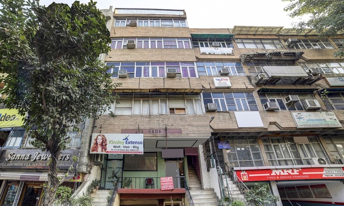 East of Kailash Hotel | OYO 27979 Krishna Residency