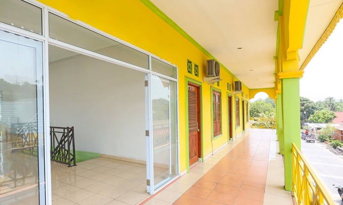 Penyengat Island Hotel | OYO 91839 Penginapan Sulthan Penyengat Syariah