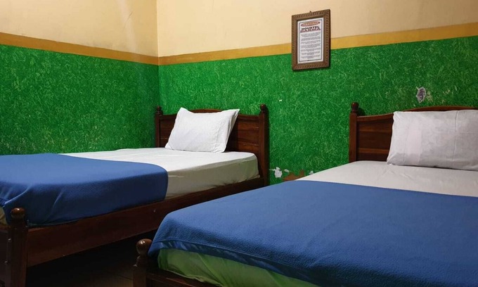 Probolinggo Hotel | OYO 92693 Houstel Darma Syariah