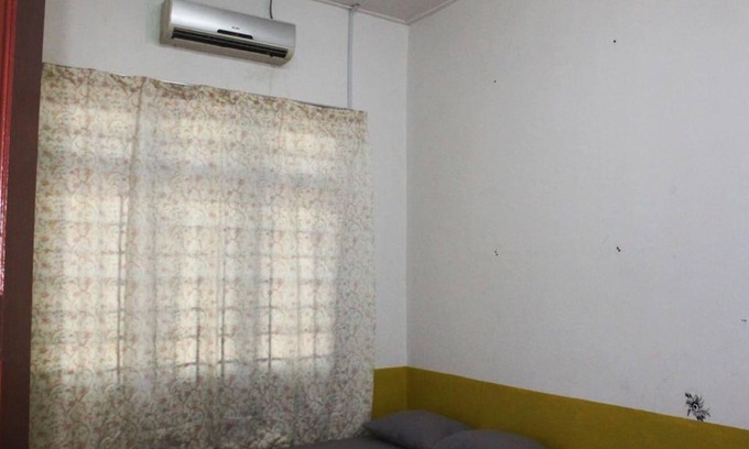 Kota Bharu Hotel | OYO HOME 90307 Kb Guest House, Jln Pcb